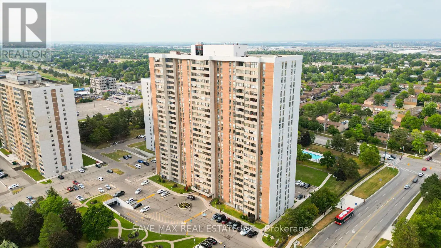 304 - 18 KNIGHTSBRIDGE ROAD