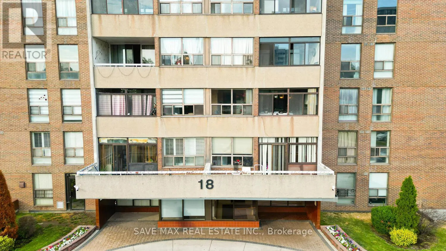 304 - 18 KNIGHTSBRIDGE ROAD