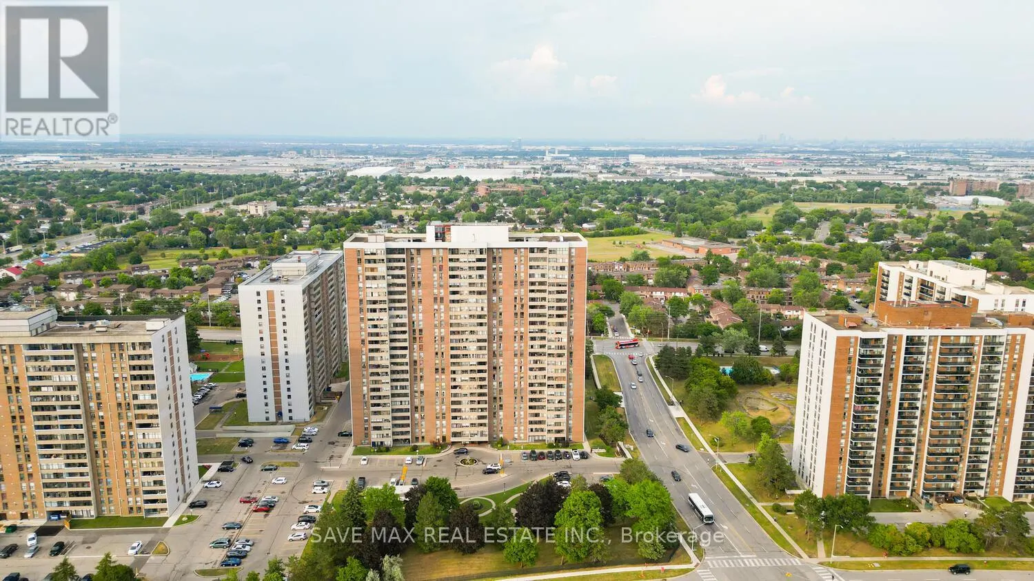 304 - 18 KNIGHTSBRIDGE ROAD