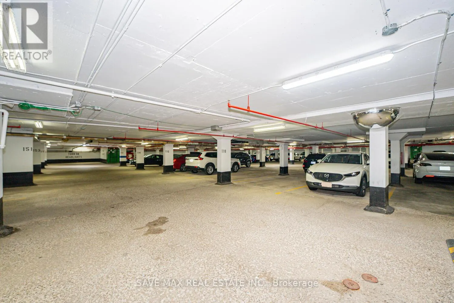 304 - 18 KNIGHTSBRIDGE ROAD