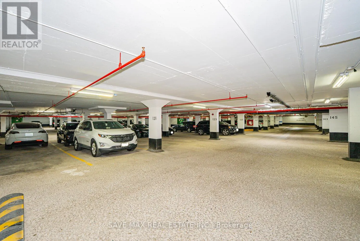 304 - 18 KNIGHTSBRIDGE ROAD