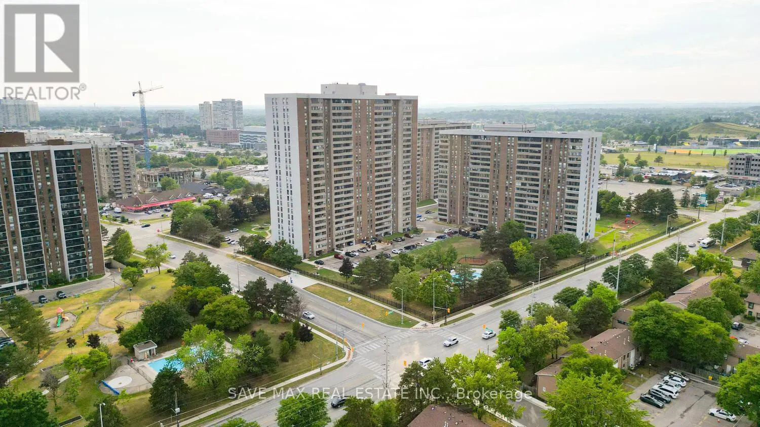 304 - 18 KNIGHTSBRIDGE ROAD