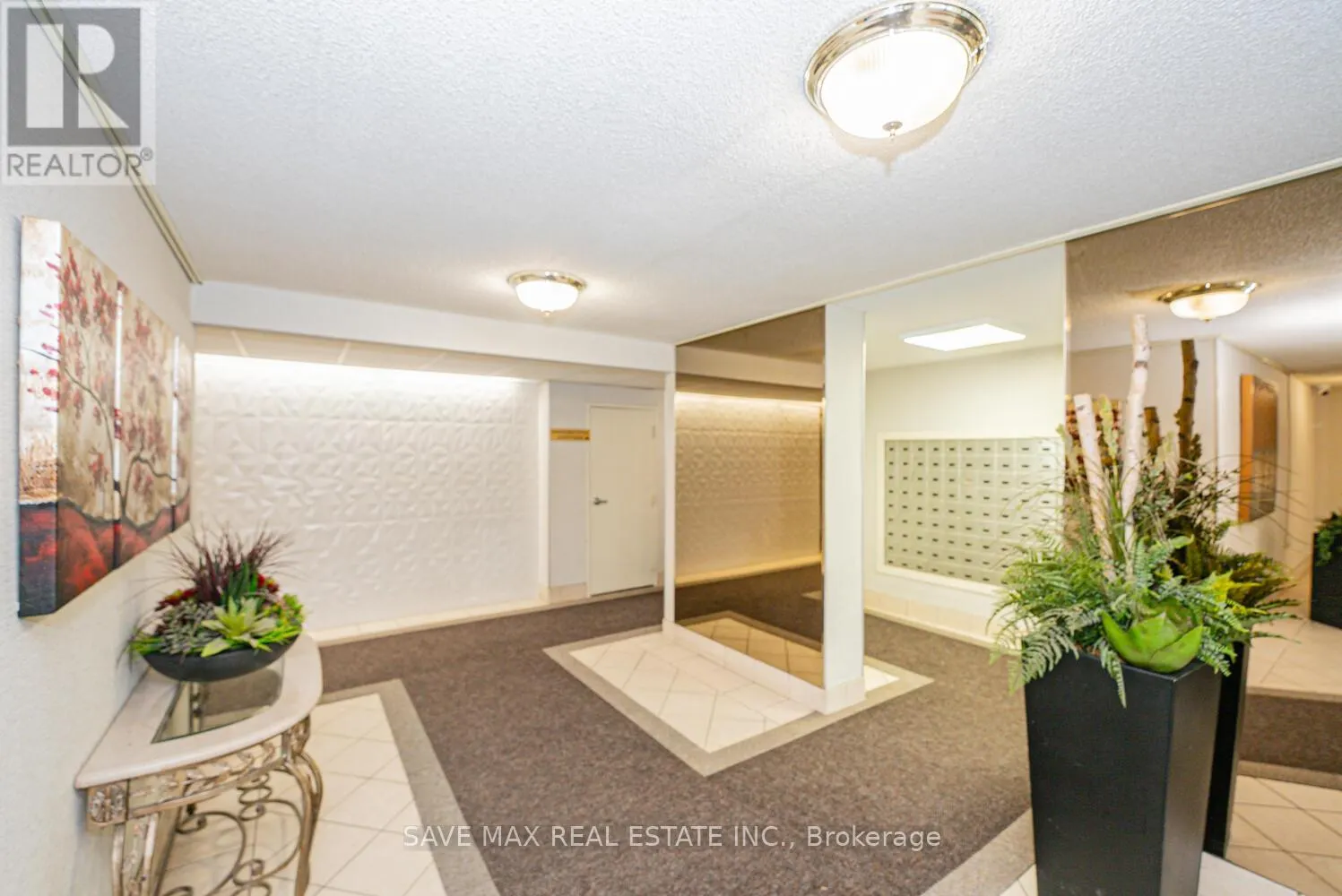304 - 18 KNIGHTSBRIDGE ROAD