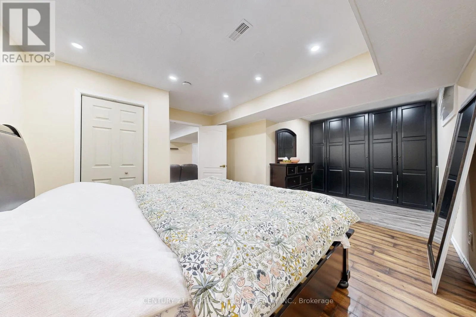 19 MCKITRICK DRIVE
