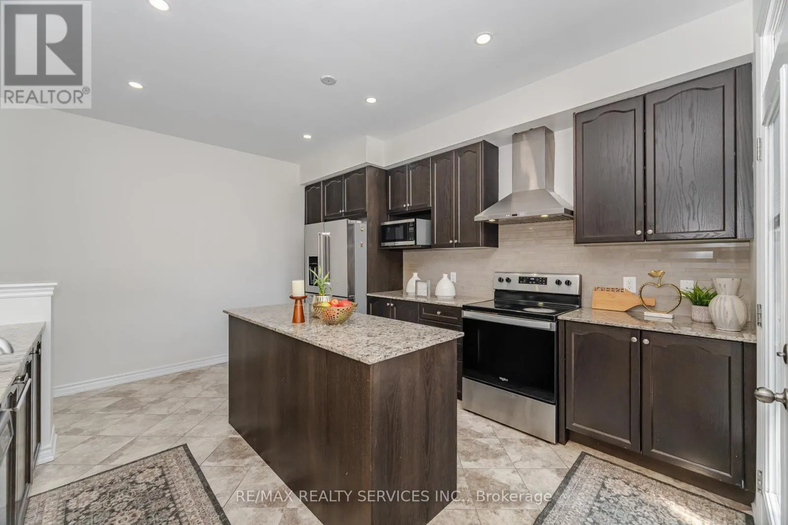 97 FAWNRIDGE ROAD