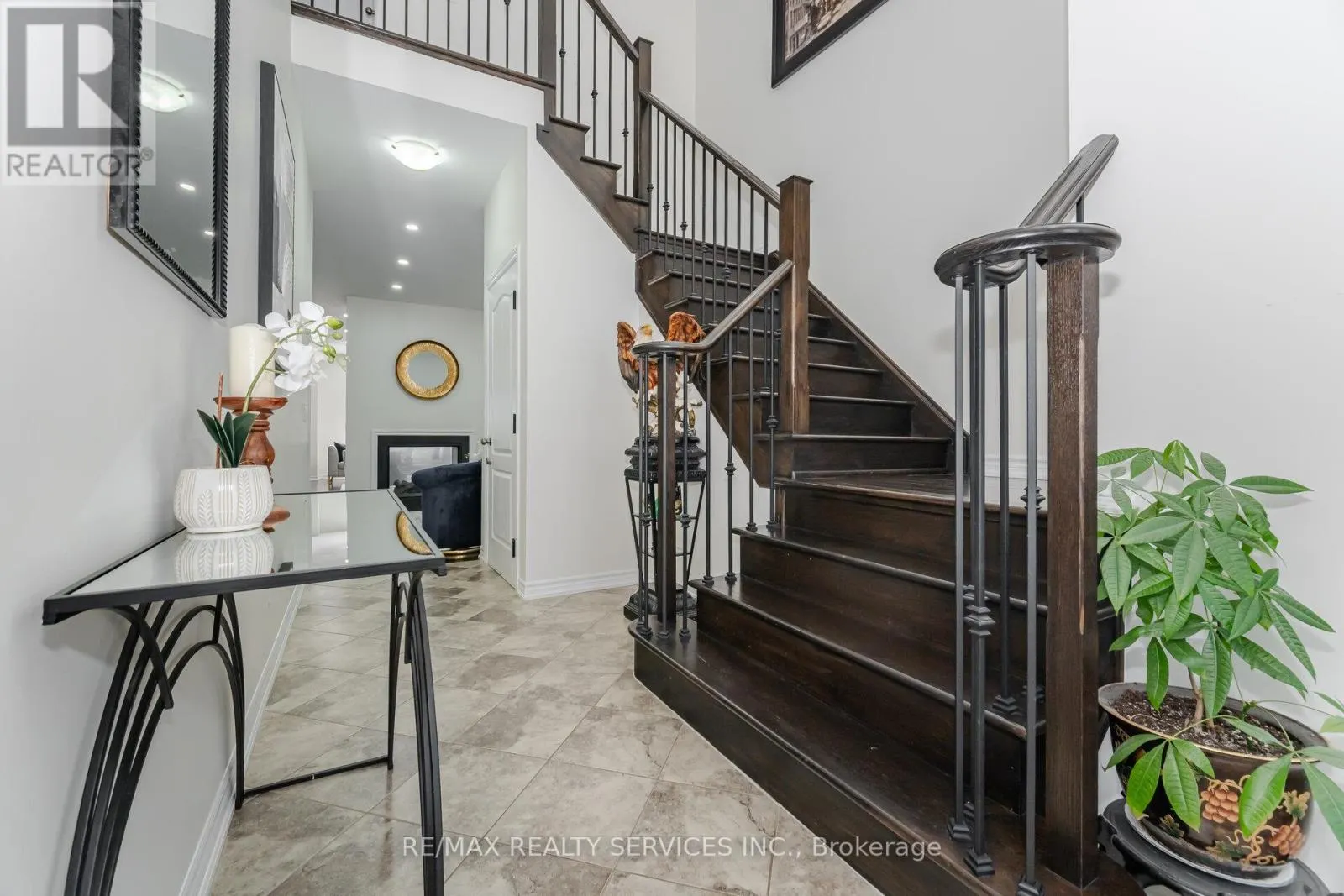 97 FAWNRIDGE ROAD