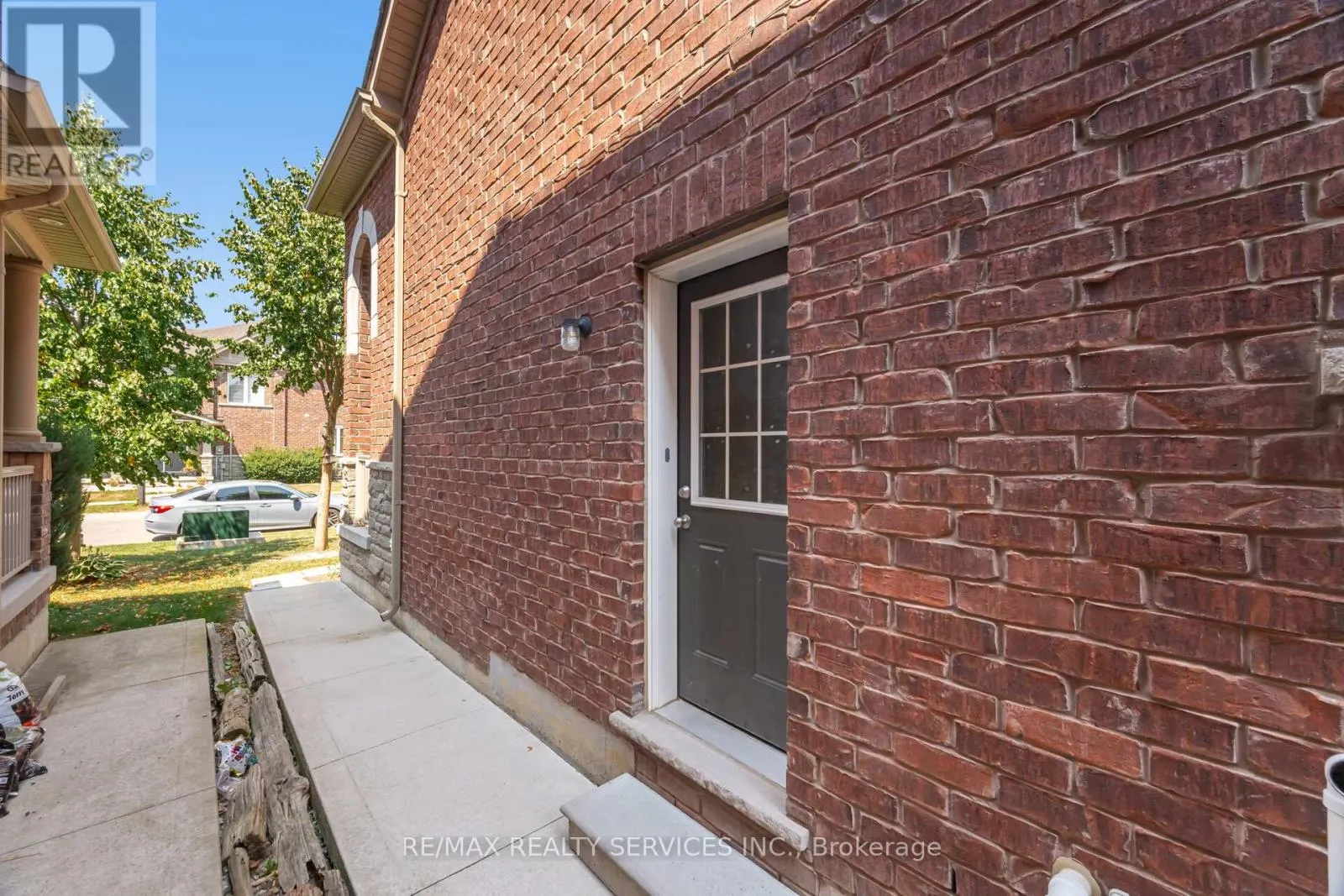 97 FAWNRIDGE ROAD