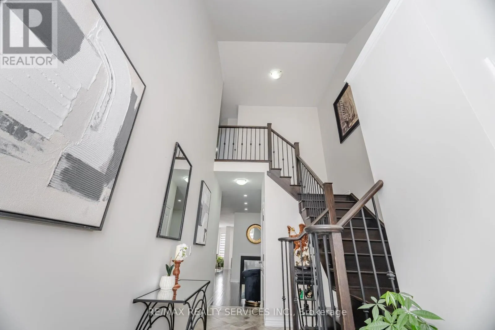 97 FAWNRIDGE ROAD