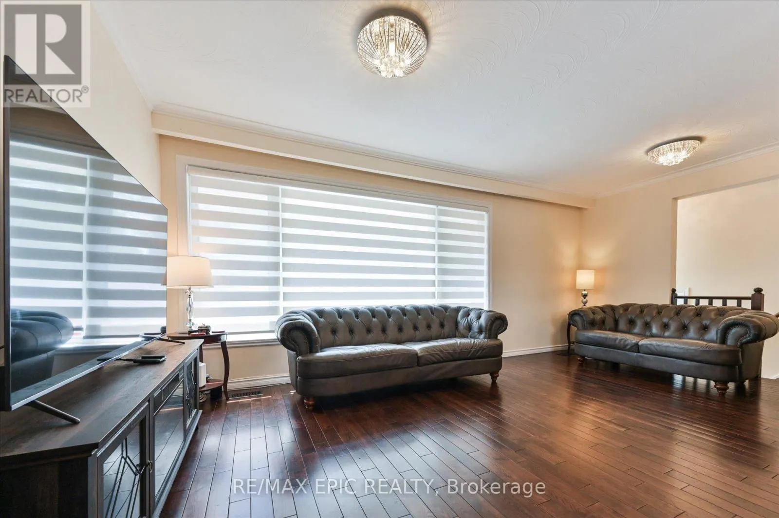 MAIN - 2683 TRUSCOTT DRIVE