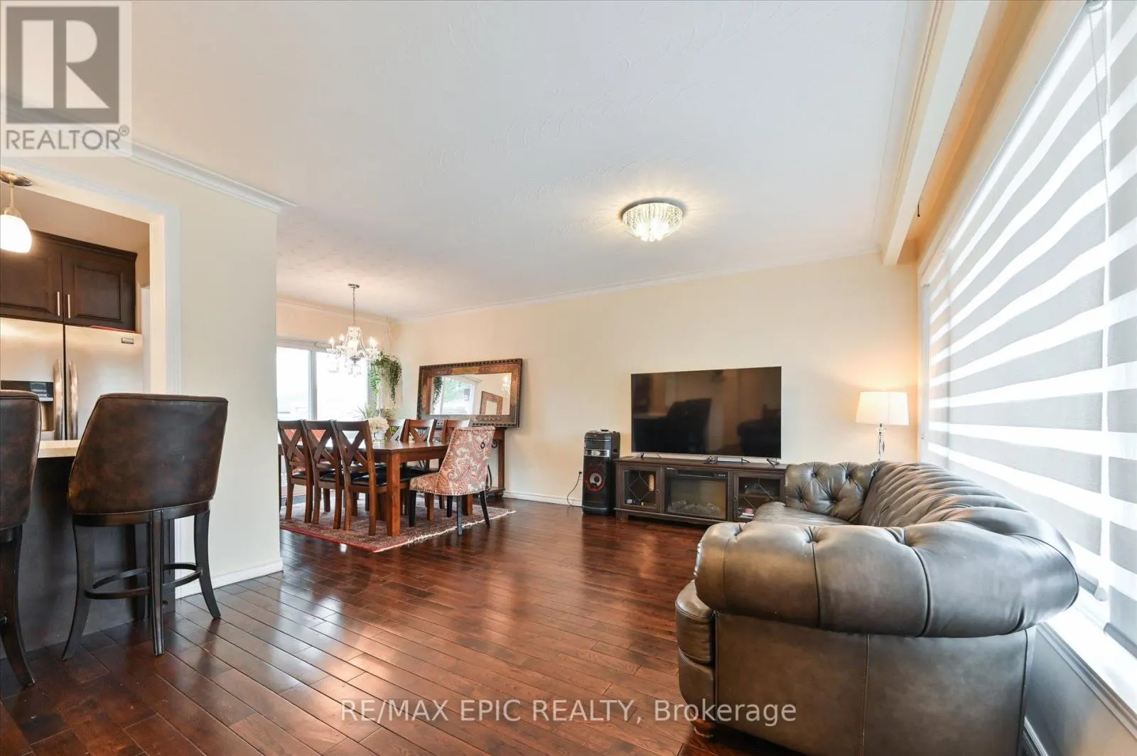 MAIN - 2683 TRUSCOTT DRIVE
