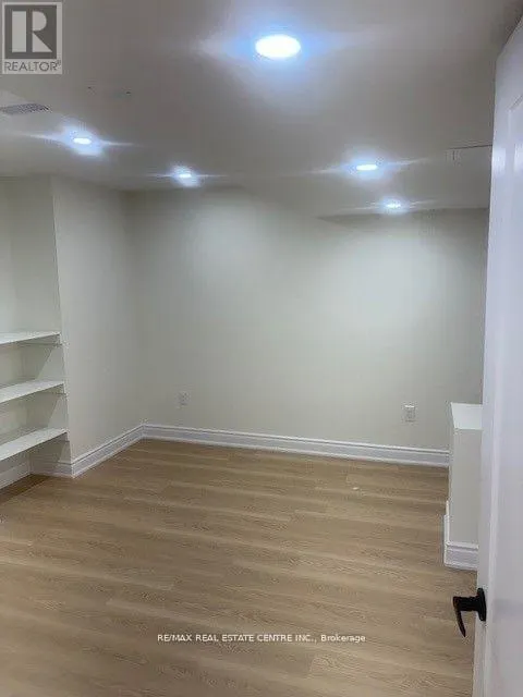 LOWER - 351 GREENLESS CIRCLE