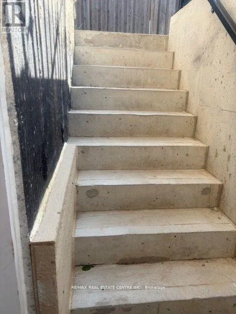 LOWER - 351 GREENLESS CIRCLE