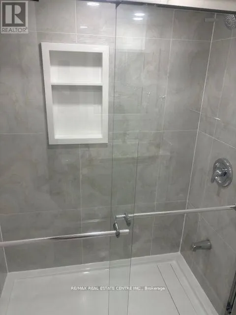 LOWER - 351 GREENLESS CIRCLE