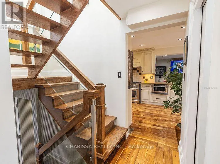 UPPER - 60 BELVEDERE DRIVE