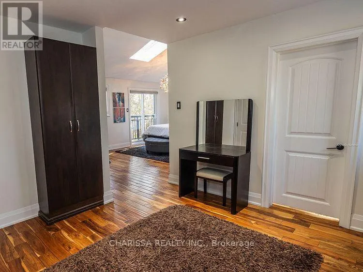 UPPER - 60 BELVEDERE DRIVE