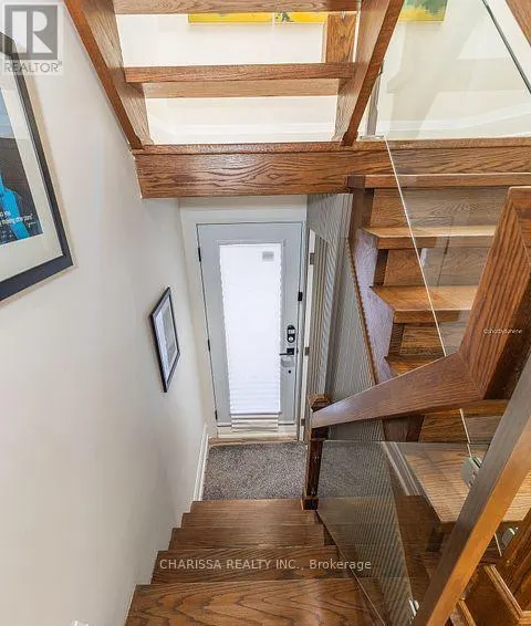 UPPER - 60 BELVEDERE DRIVE