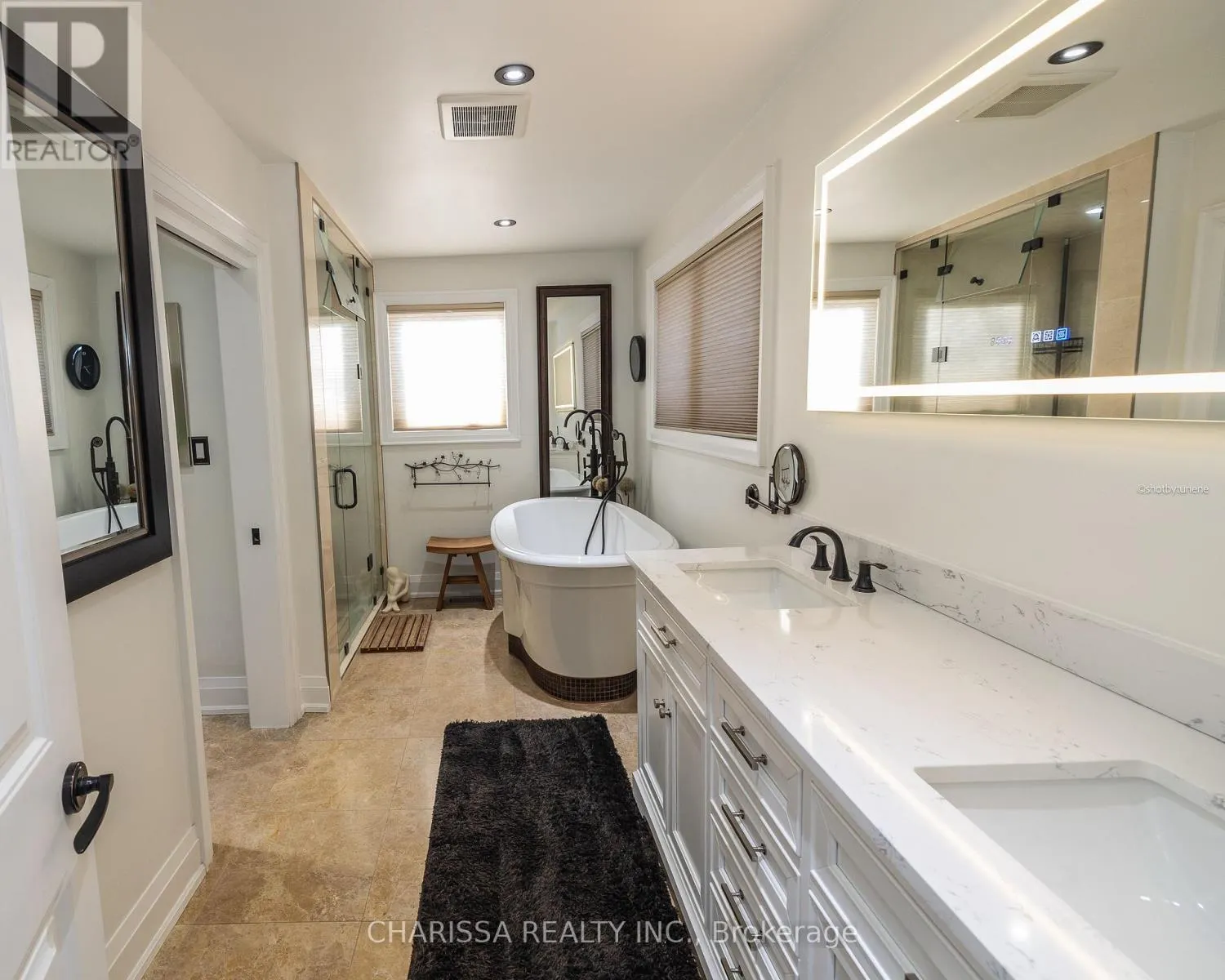 UPPER - 60 BELVEDERE DRIVE
