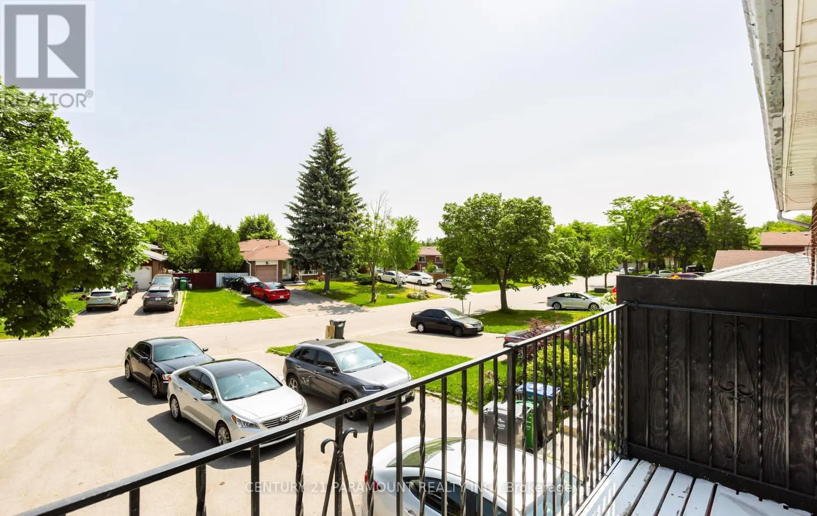 12 MONTJOY CRESCENT
