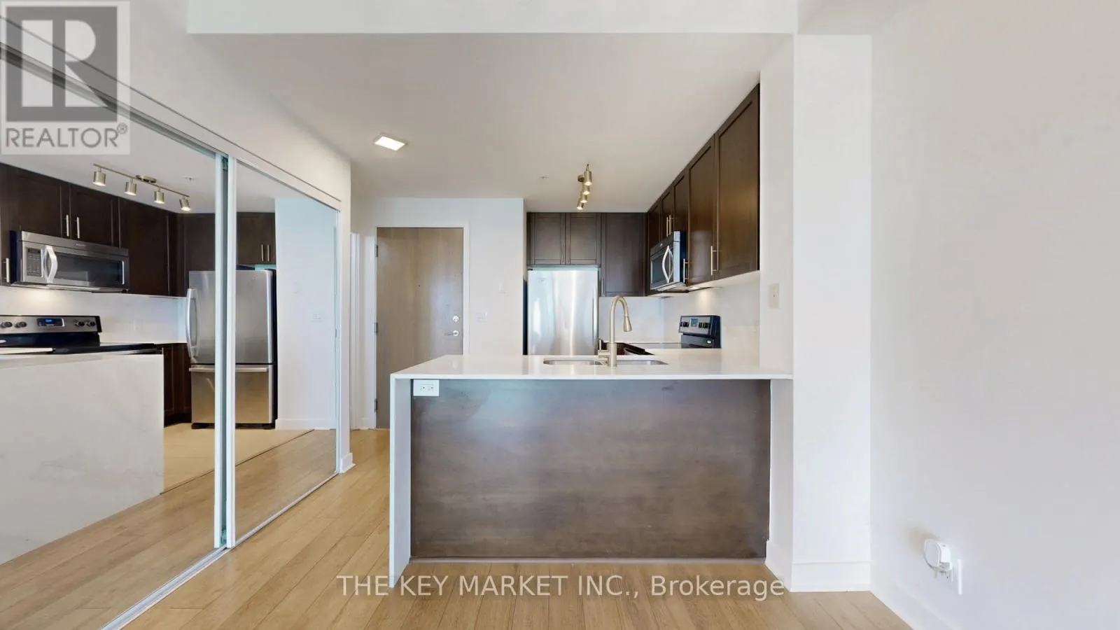 2404 - 3985 GRAND PARK DRIVE