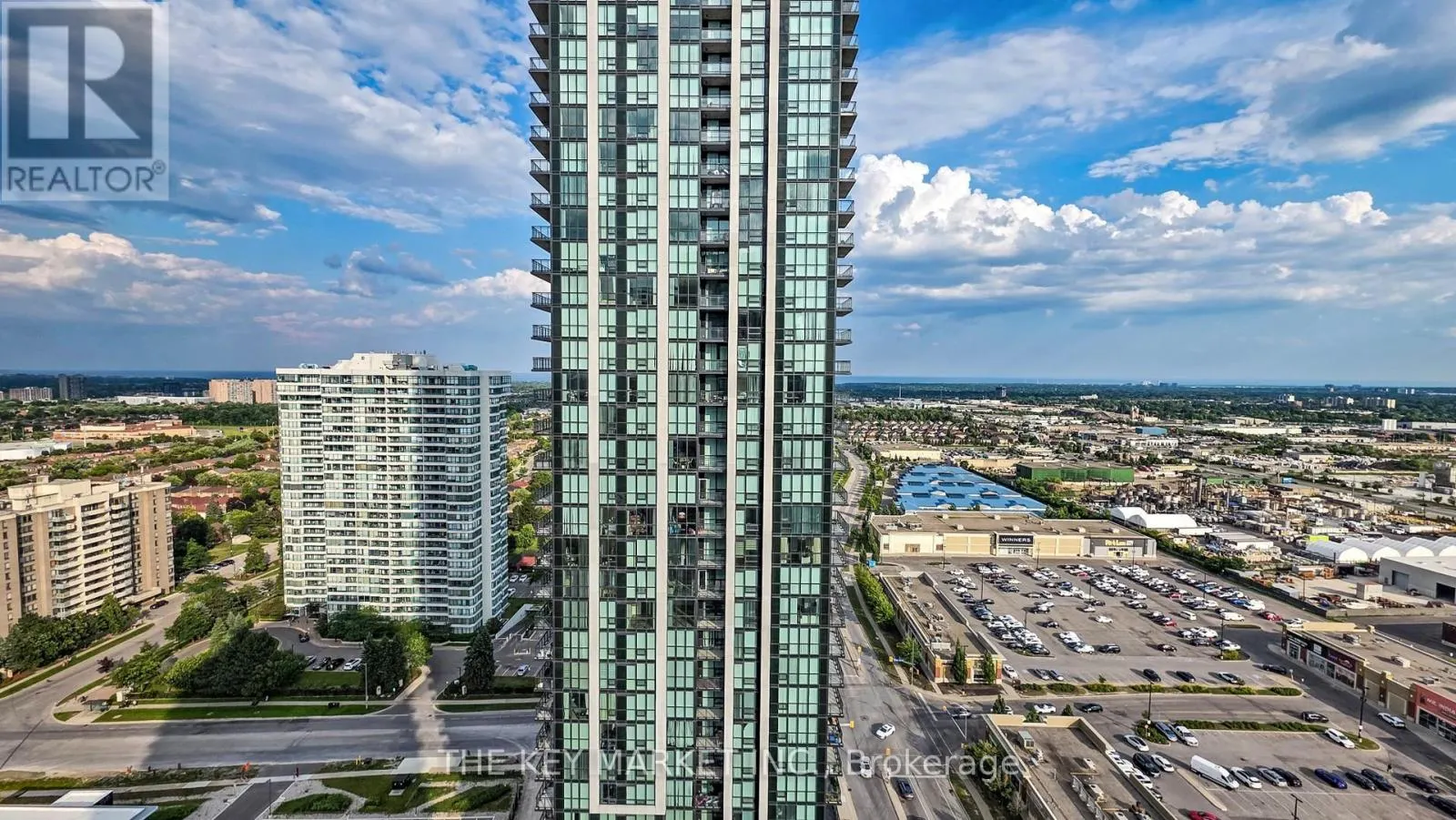 2404 - 3985 GRAND PARK DRIVE