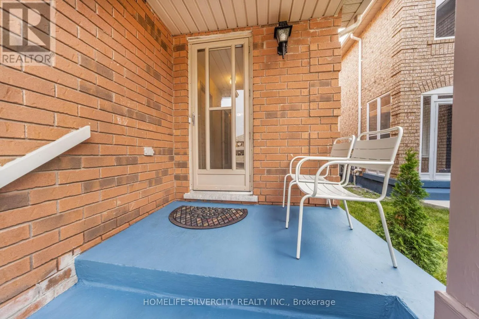85 DANDELION ROAD