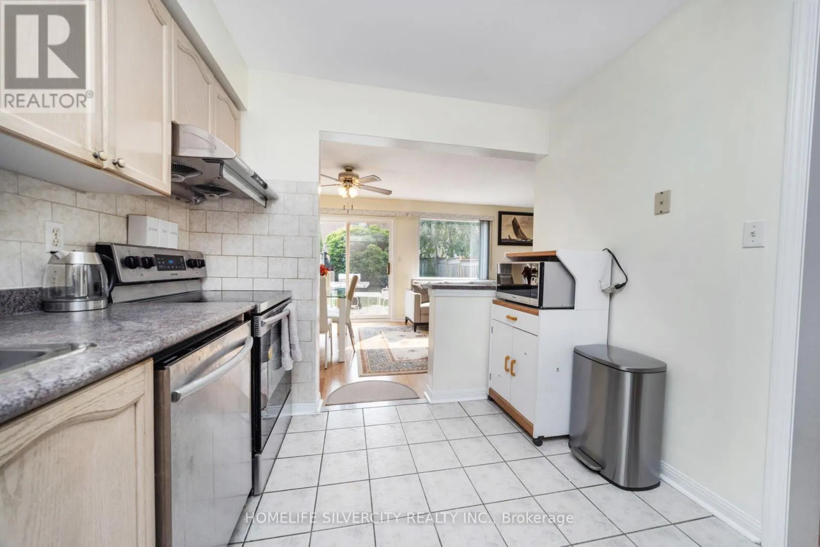 85 DANDELION ROAD