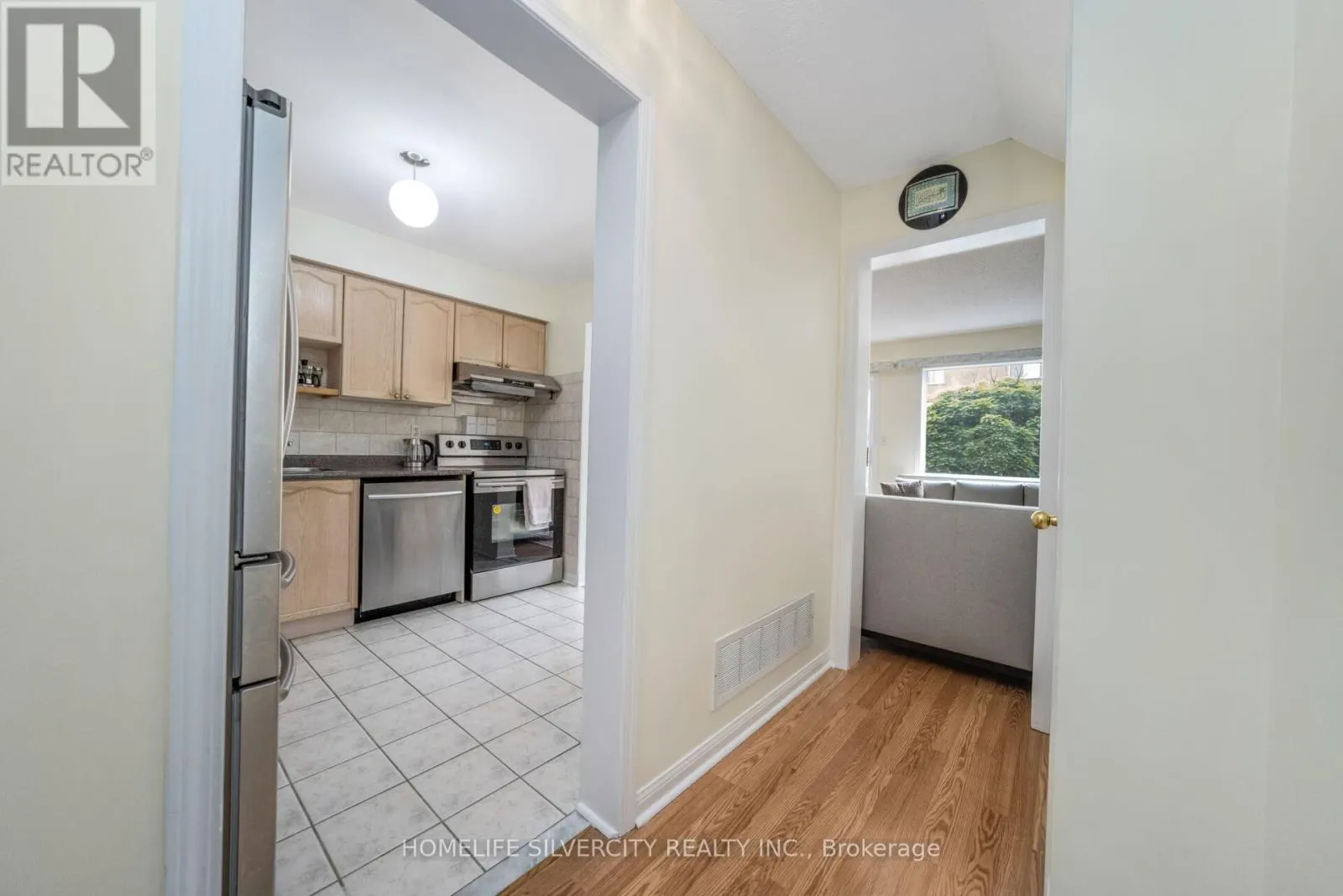 85 DANDELION ROAD