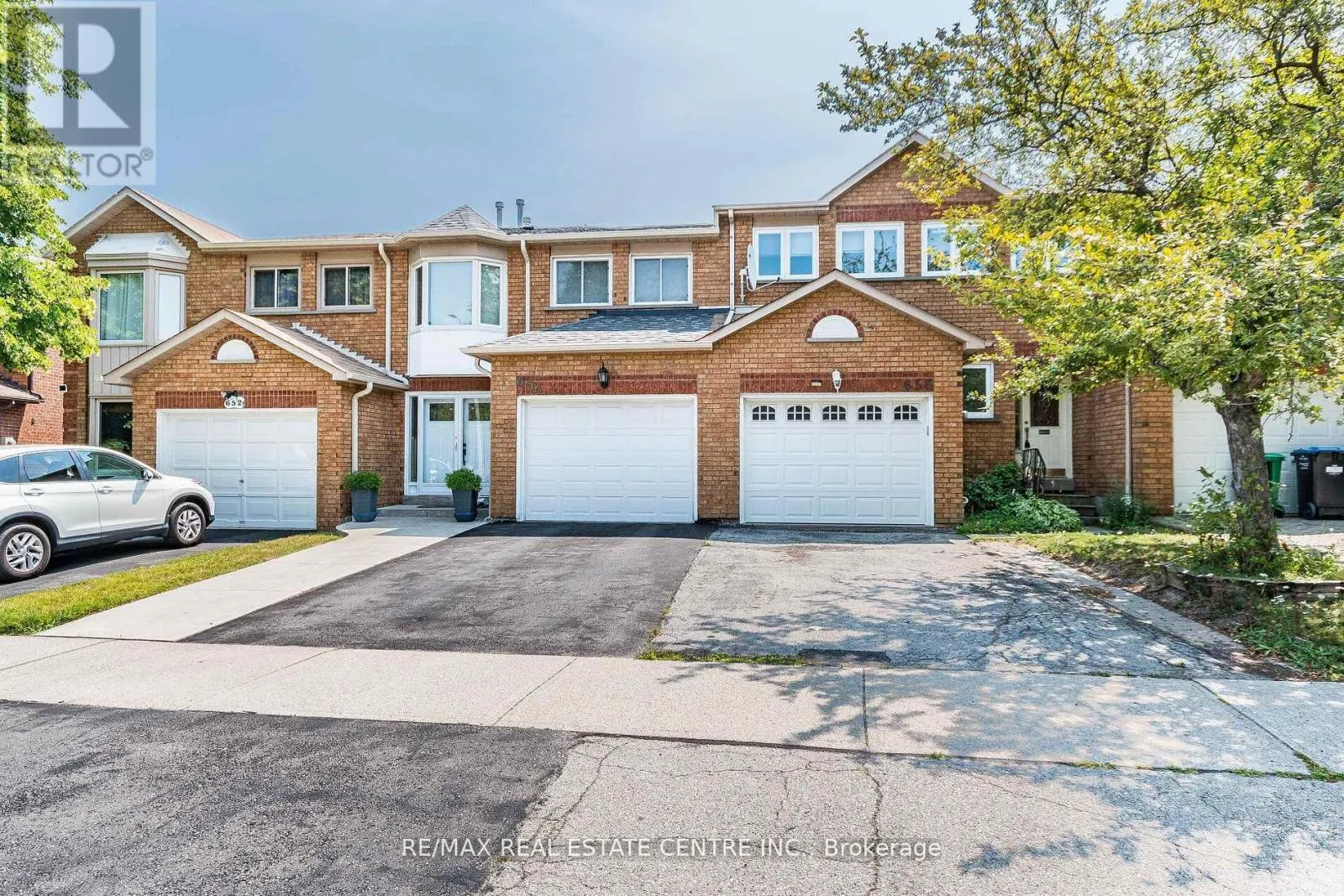 656 CONSTELLATION DRIVE