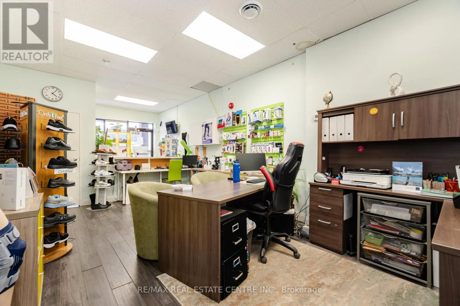 8 - 5291 LAKESHORE ROAD