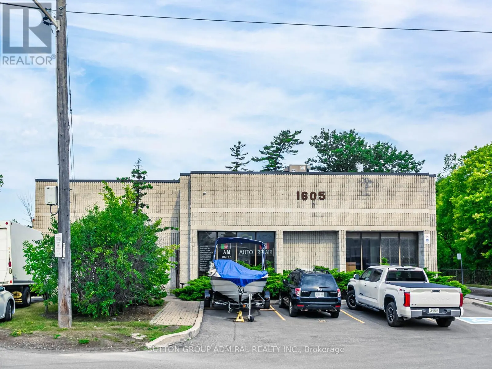 5 - 1605 SEDLESCOMB DRIVE