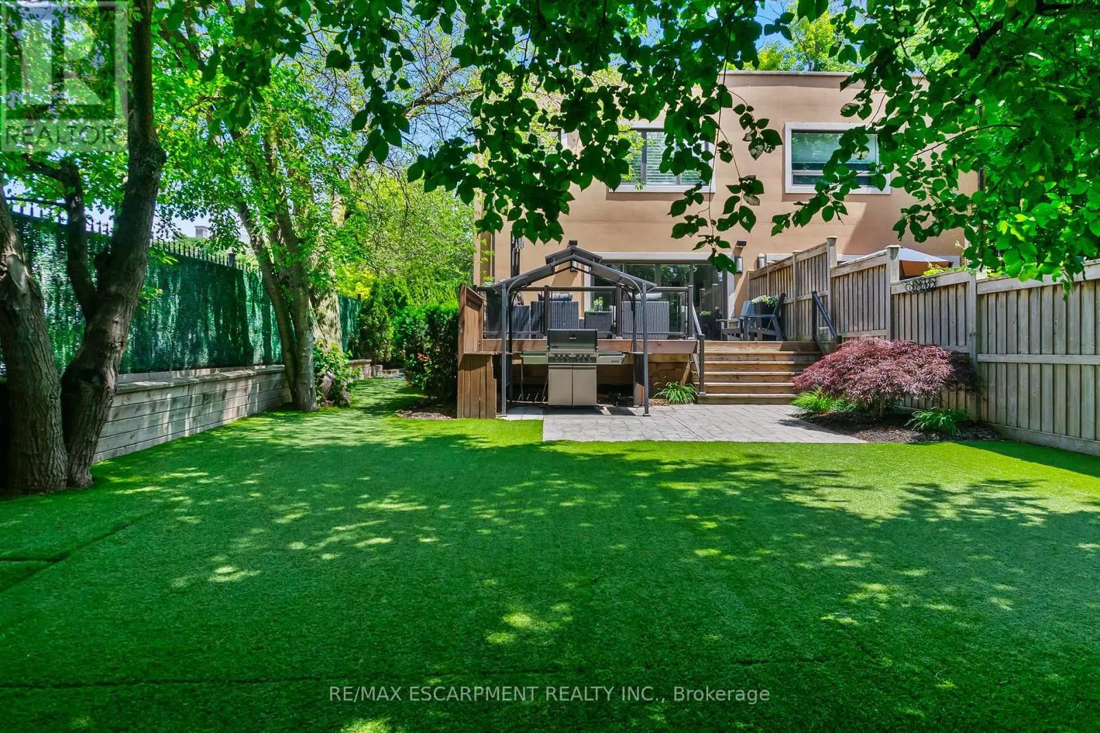 82 BRANT STREET