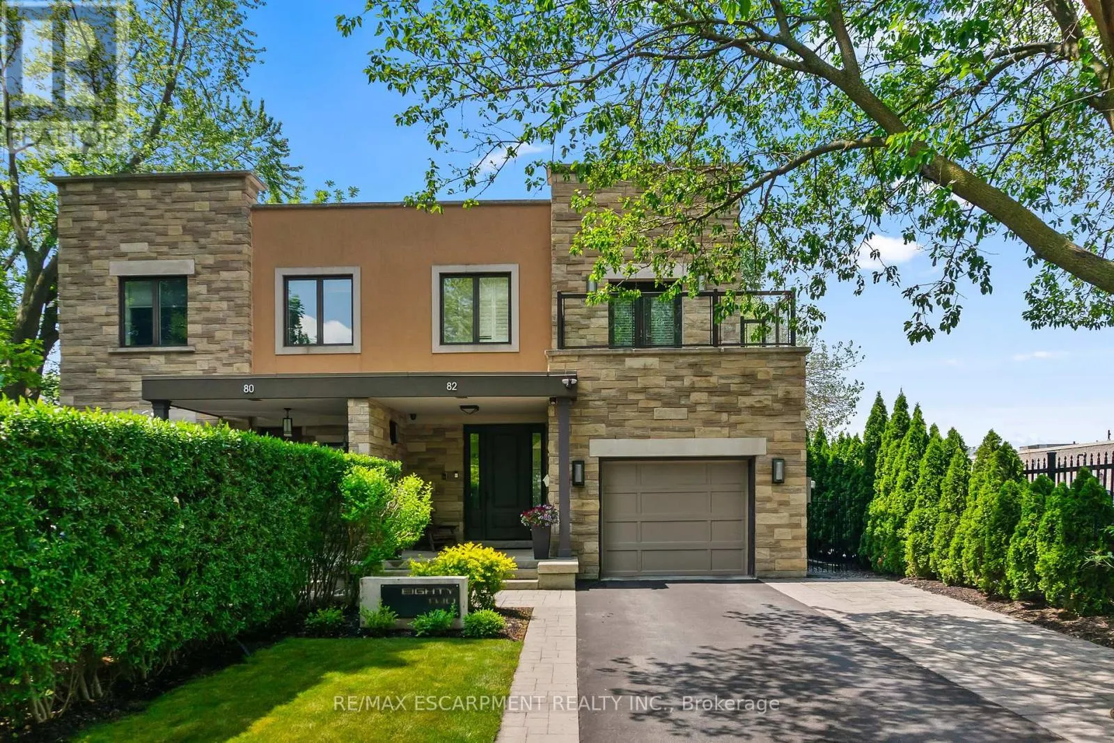 82 BRANT STREET