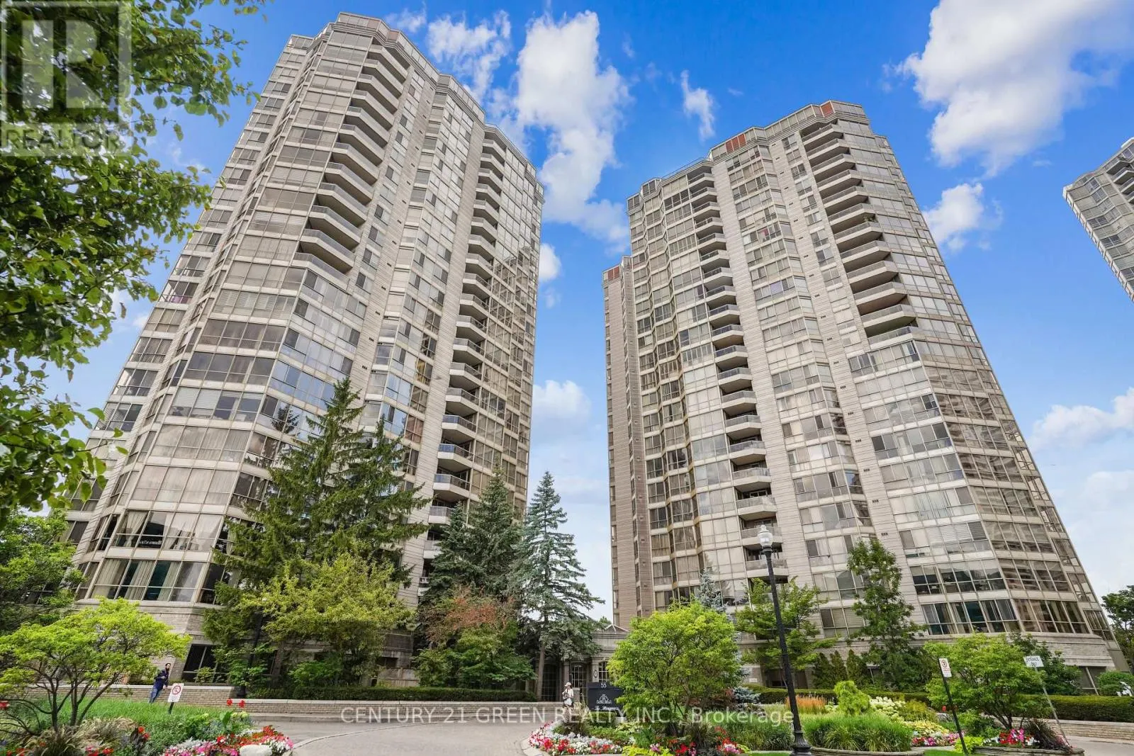 613 - 55 KINGSBRIDGE GARDEN CIRCLE