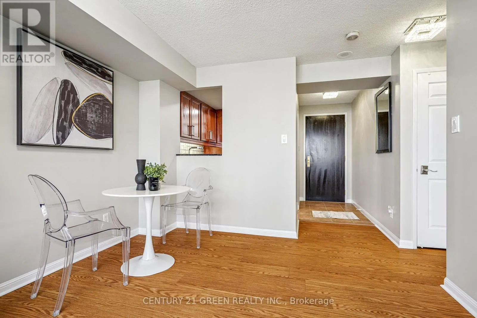 613 - 55 KINGSBRIDGE GARDEN CIRCLE