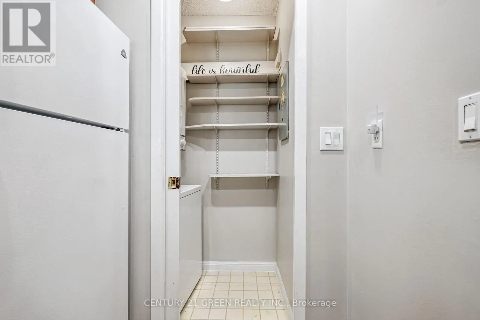 613 - 55 KINGSBRIDGE GARDEN CIRCLE