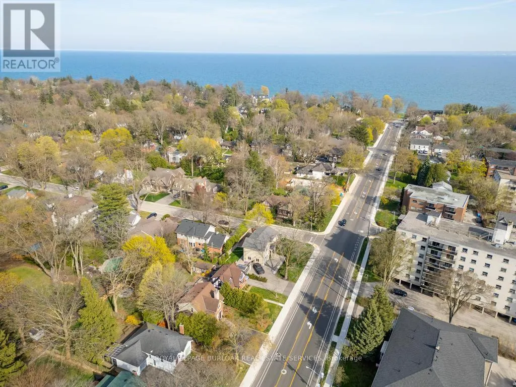 321 GUELPH LINE
