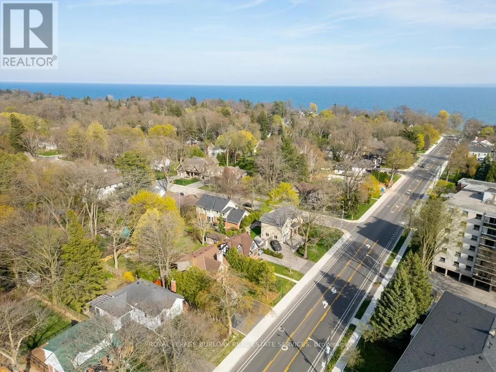 321 GUELPH LINE