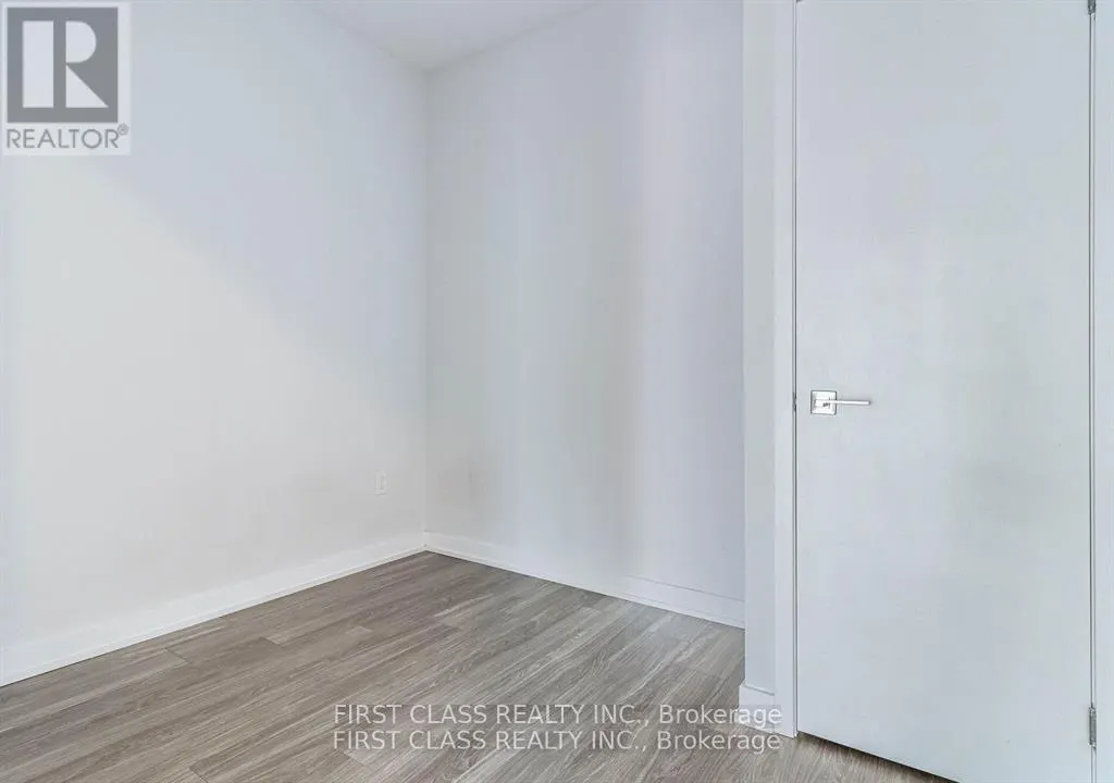 3216 - 4055 PARKSIDE VILLAGE DRIVE