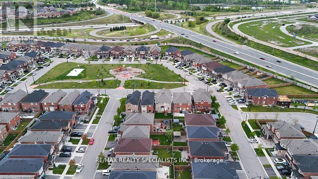 15 BROWNBUSH WAY
