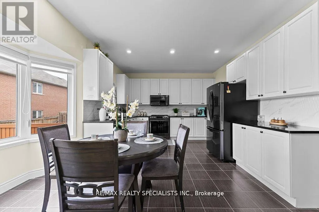 15 BROWNBUSH WAY