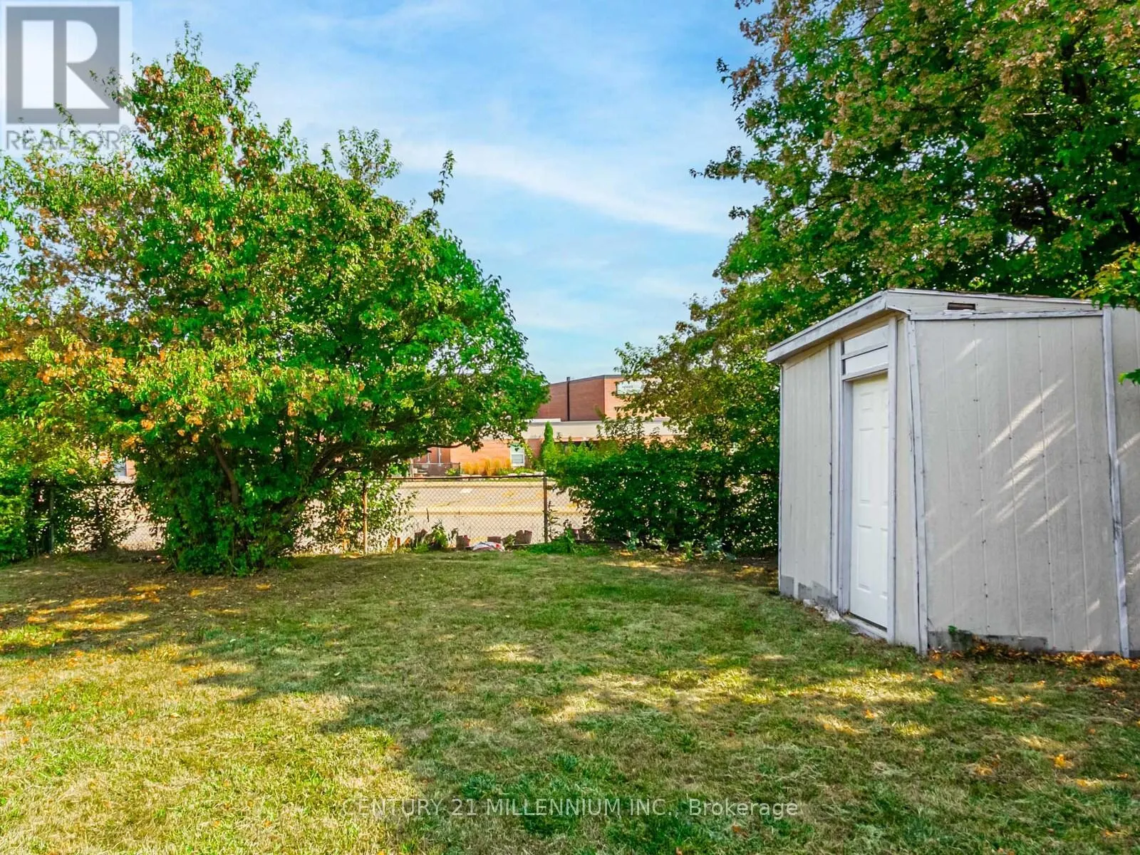 986 MCBRIDE AVENUE