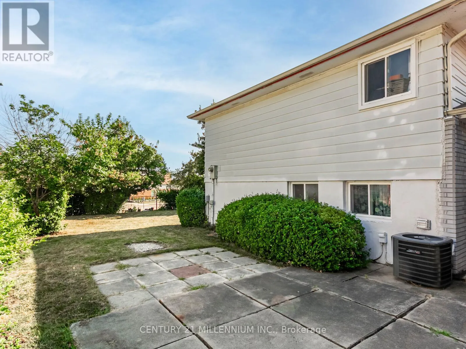 986 MCBRIDE AVENUE