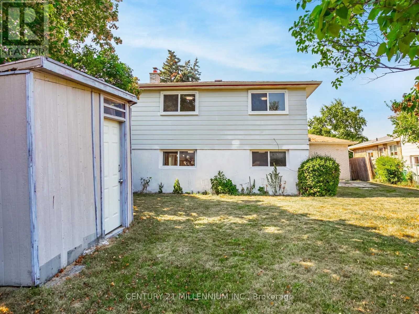 986 MCBRIDE AVENUE
