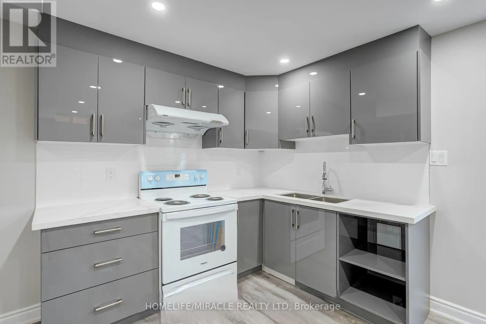 UNIT #2 - 190 FANDANGO DRIVE