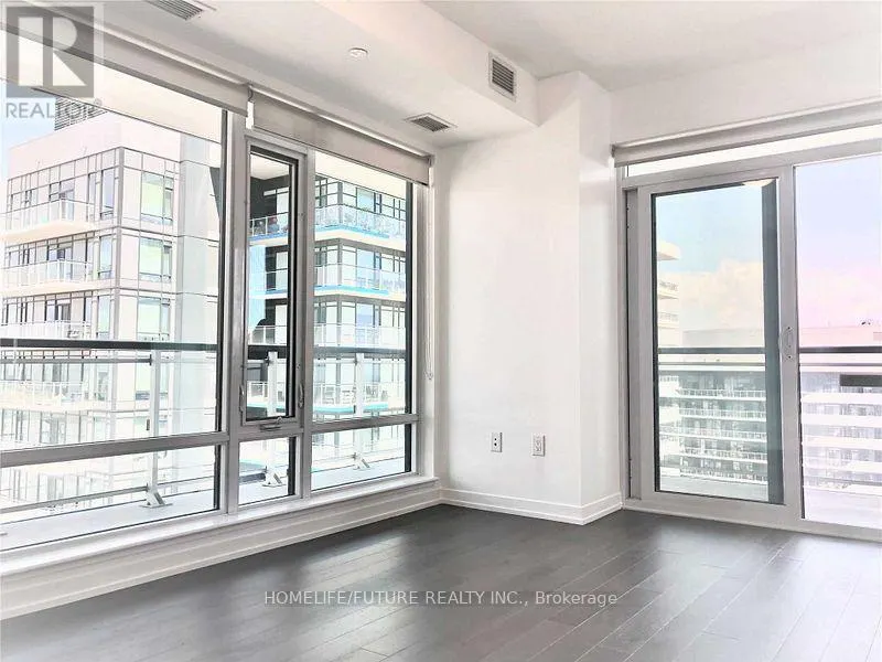 2211 - 2560 EGLINTON AVENUE W