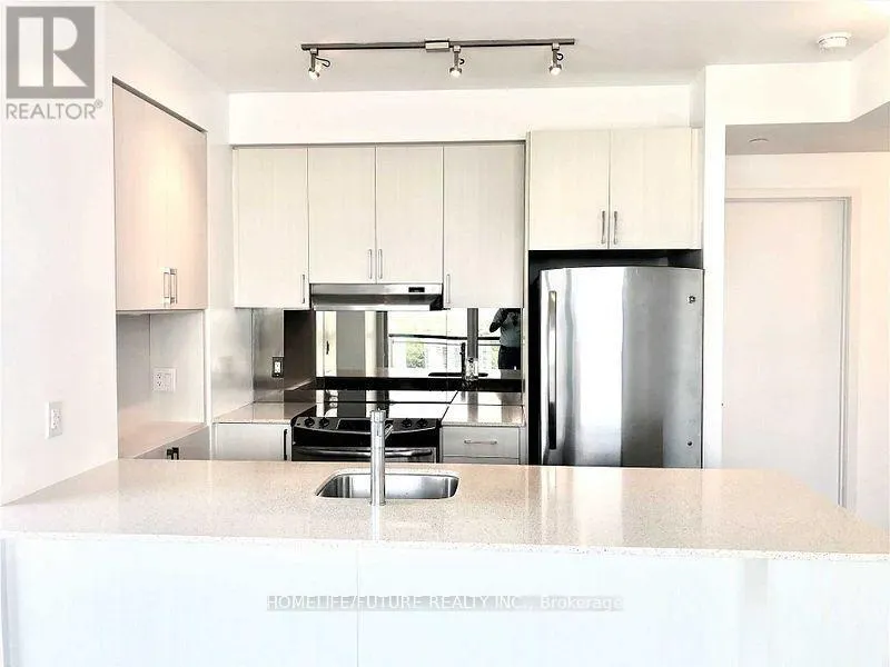 2211 - 2560 EGLINTON AVENUE W