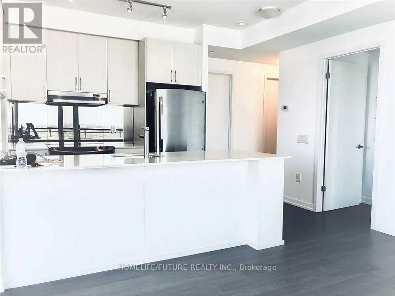 2211 - 2560 EGLINTON AVENUE W
