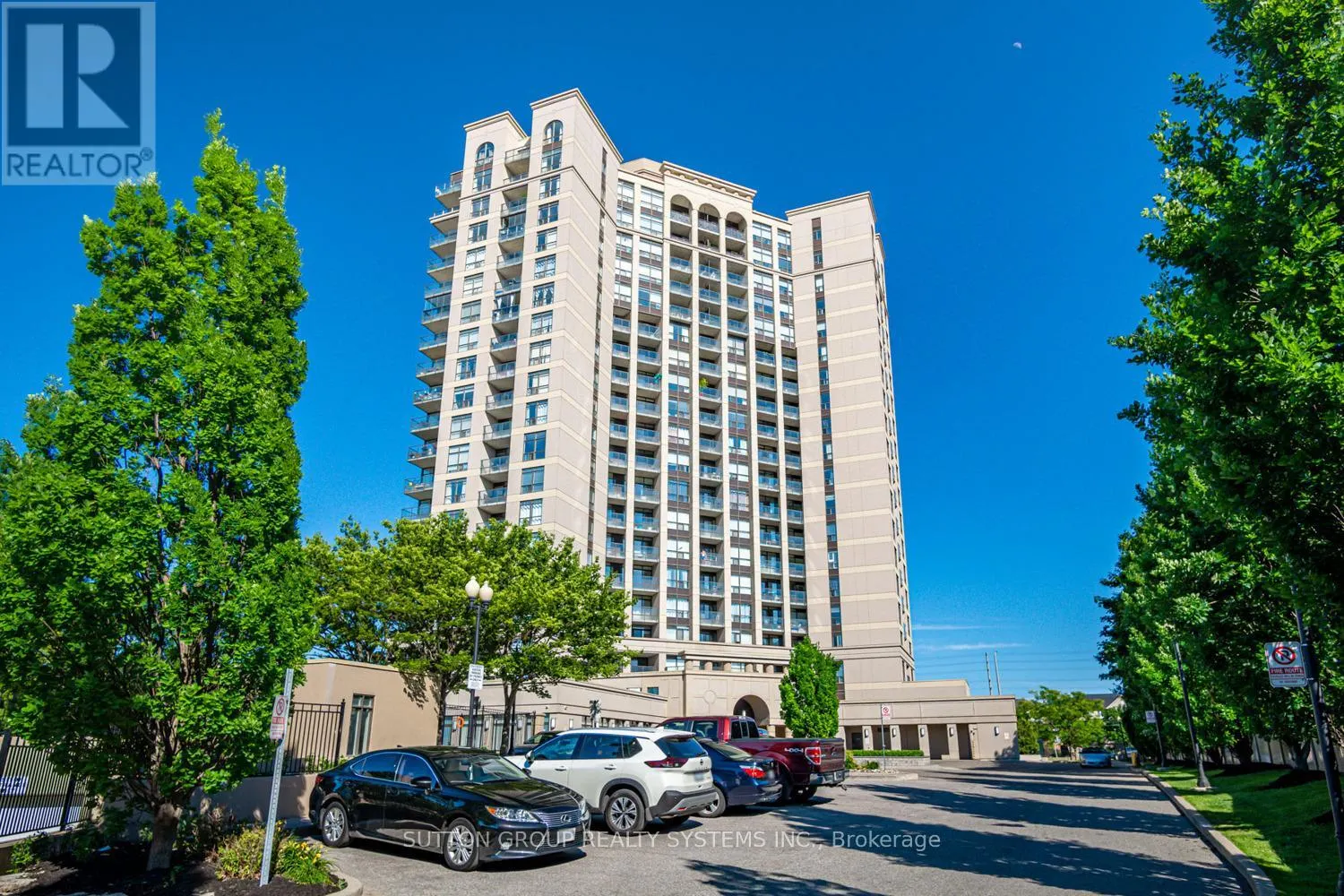 608 - 220 FORUM DRIVE