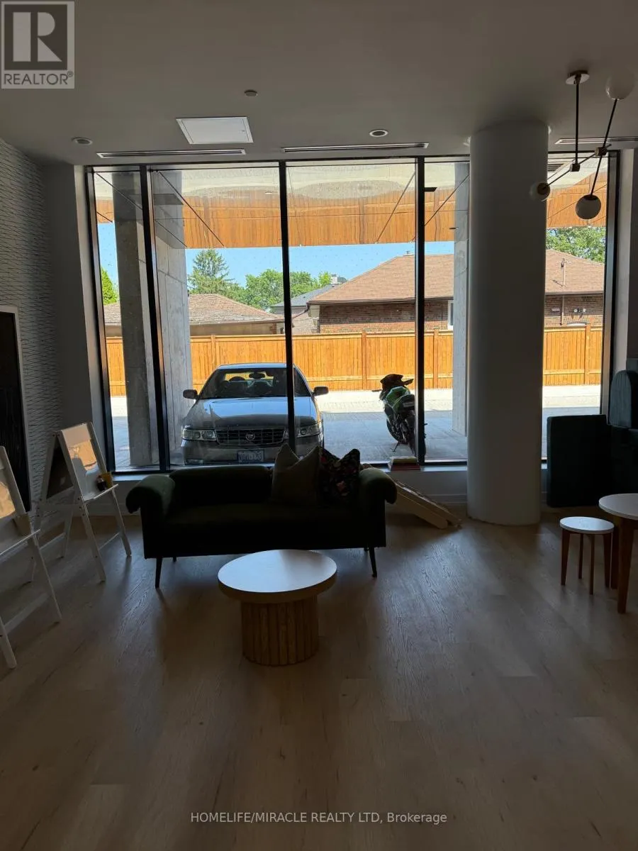 6 CHARTWELL ROAD S