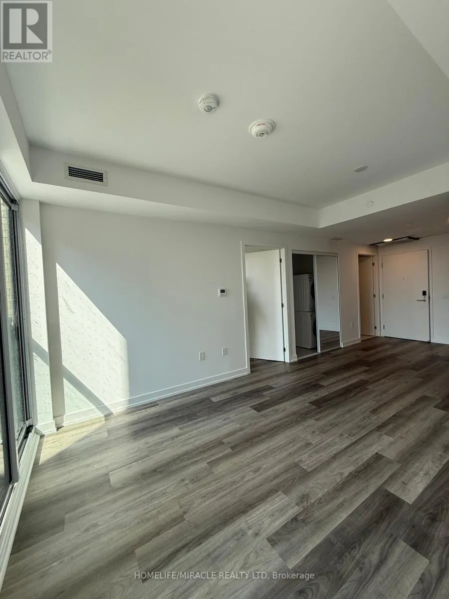 6 CHARTWELL ROAD S